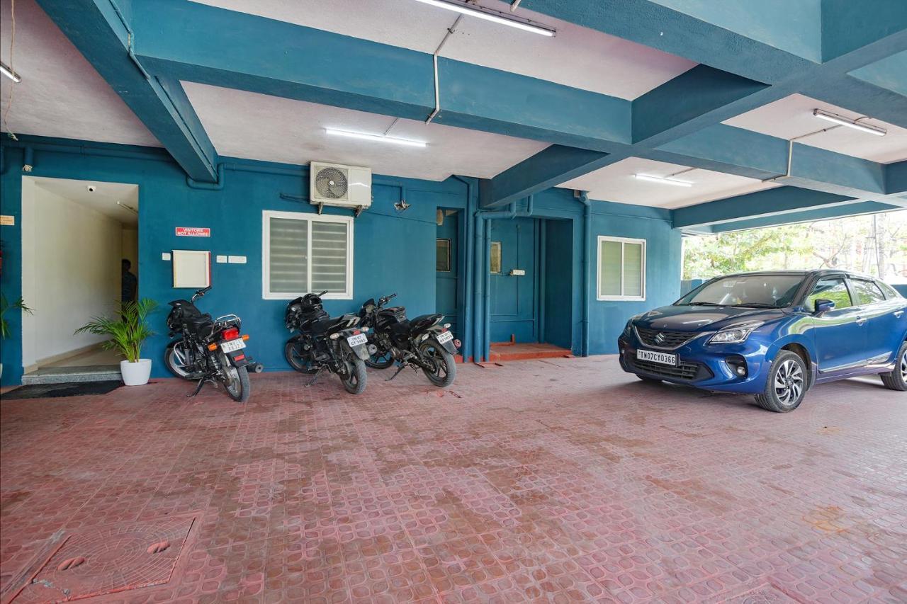 Fabhotel Sasti Inn - Nr Green Meadows Resort & National Institute Of Ocean Technology Siruseri Exterior foto